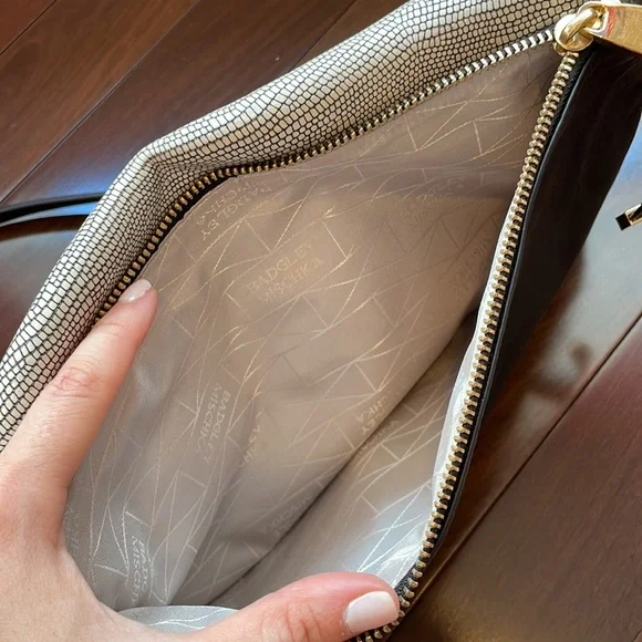 Badgley Mischka Clutch - Picture 6 of 9